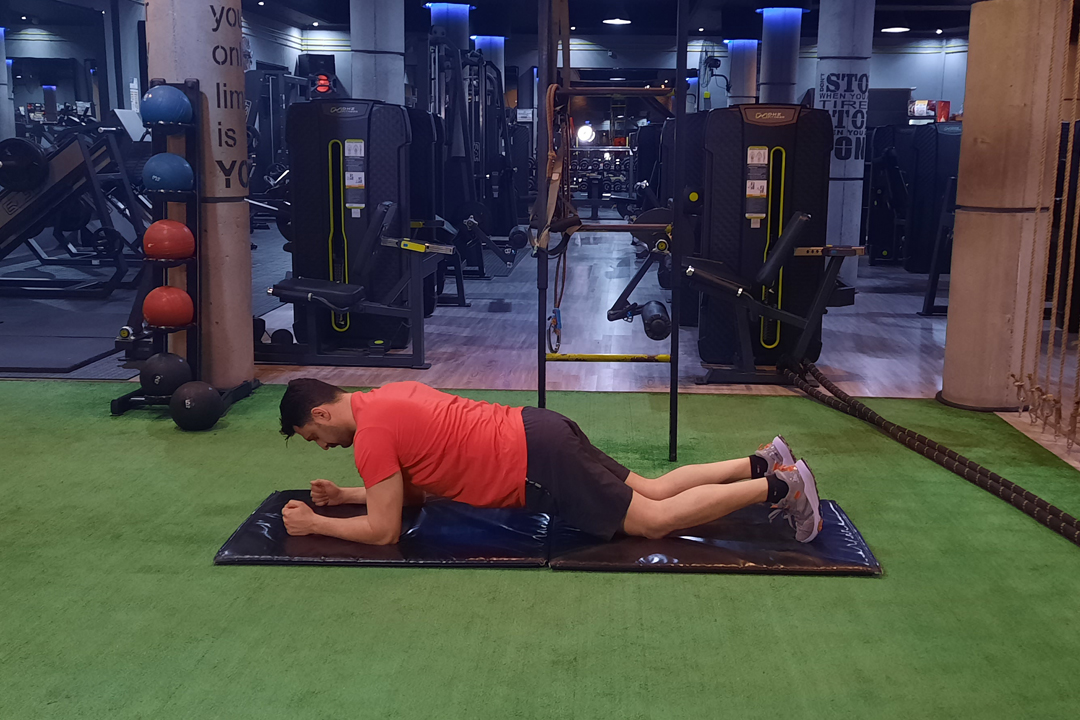 پلانک با حمایت زانو