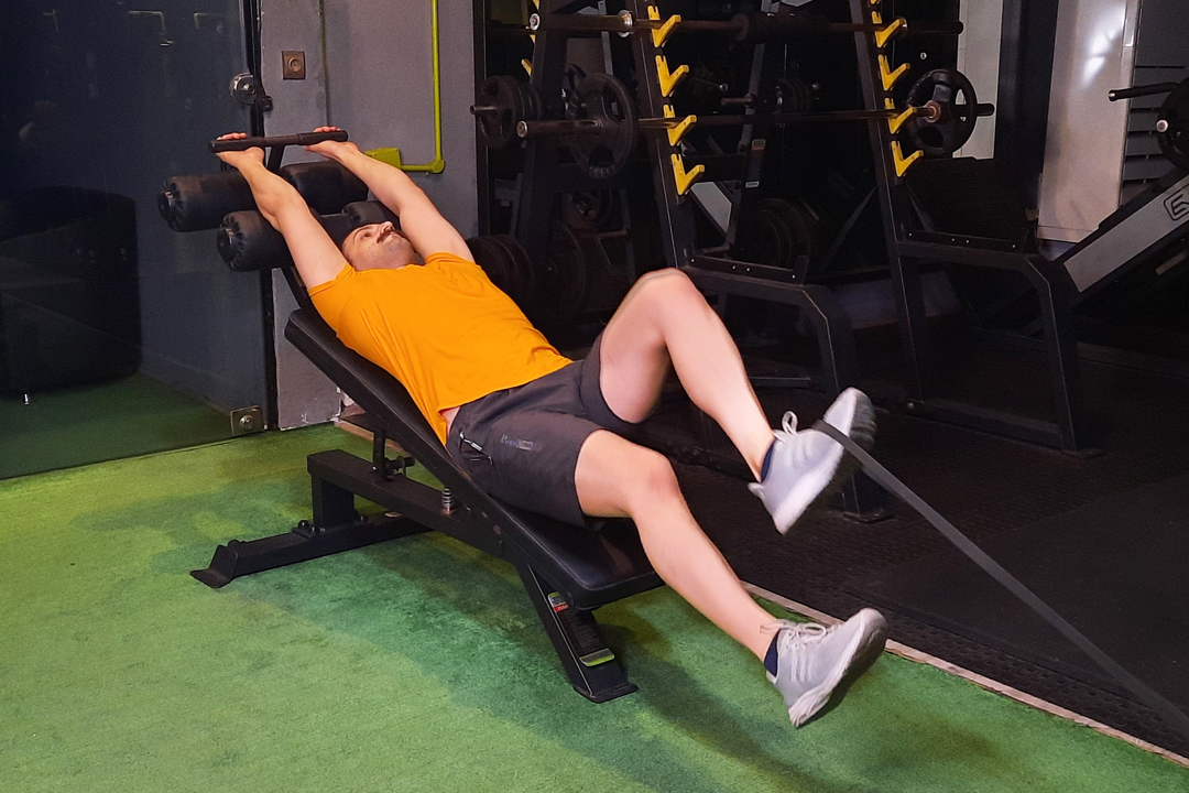 زیرشکم بالا خوابیده تک پا کش میز شیب