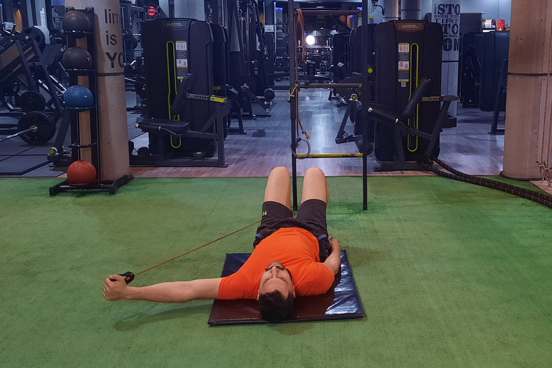 سرشانه پرواز با کش تک خوابیده