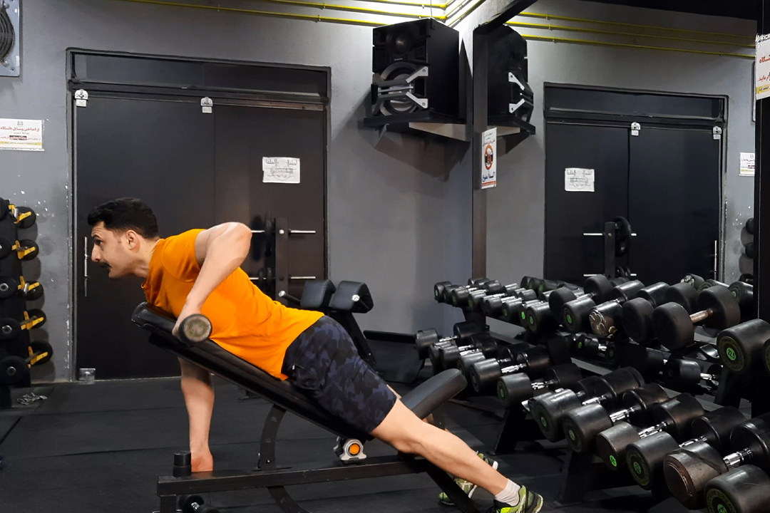 سرشانه پشت دمبل نشر خم تک آرنج خم خوابیده