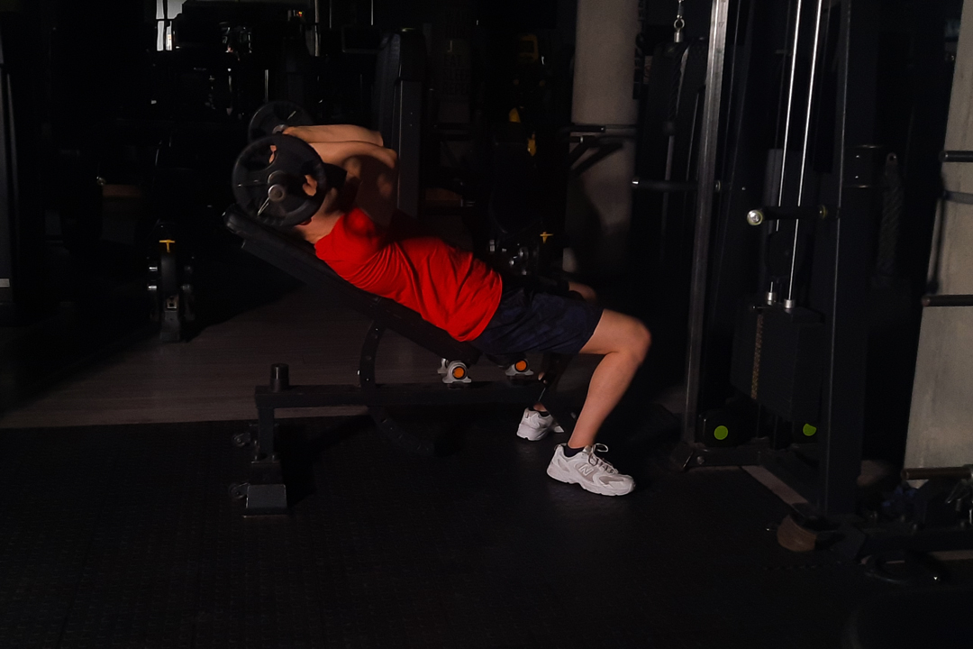 پشت بازو هالتر لاری میز شیب