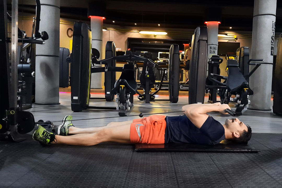 جلو بازو سیم کش لاری دست جمع خوابیده