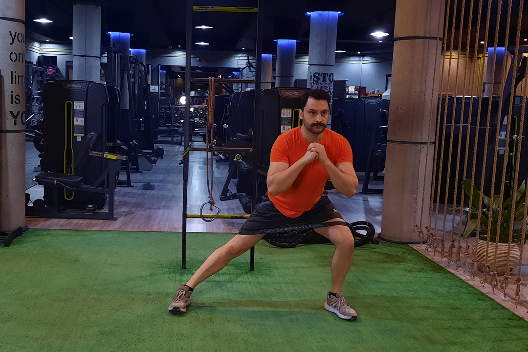 لانجز به پهلو با کش بالا زانو