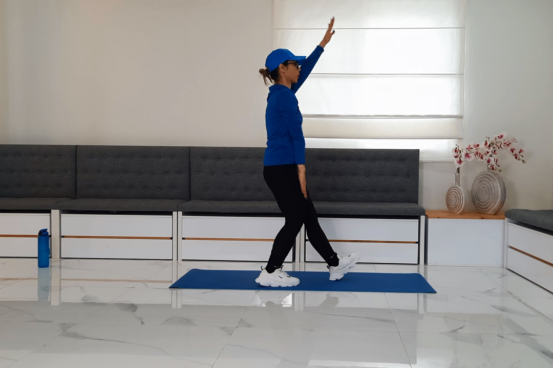 پروانه گام به جلو متناوب