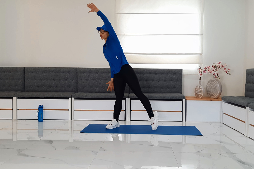 پروانه به پهلو