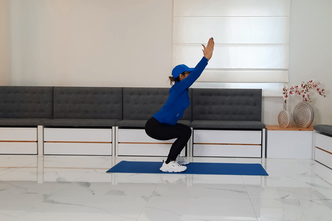 اسکوات دست بالای سر