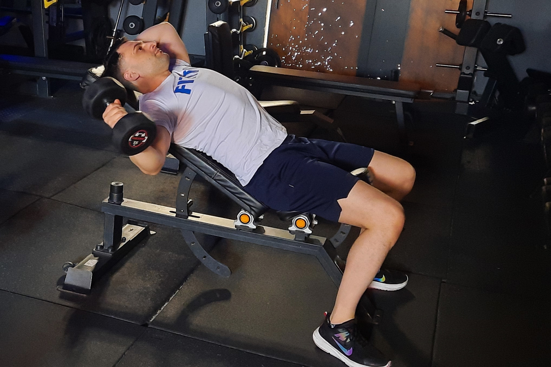 قفسه بالاسینه دمبل تک