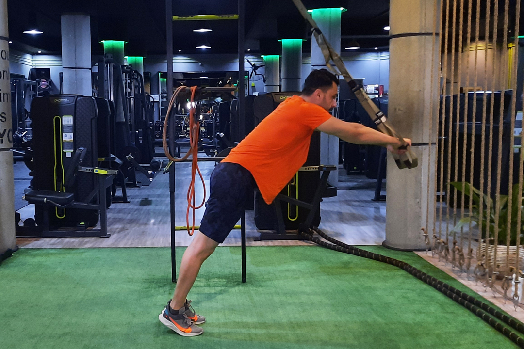 پرس بالا سینه تی آر ایکس