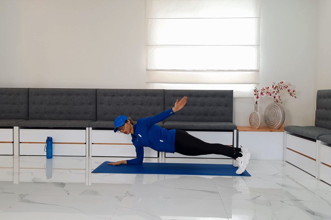 پلانک با چرخش دست به خارج