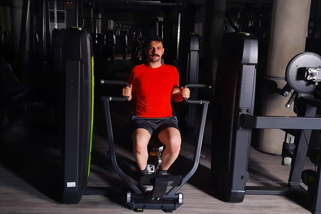 پرس سینه دستگاه دست موازی