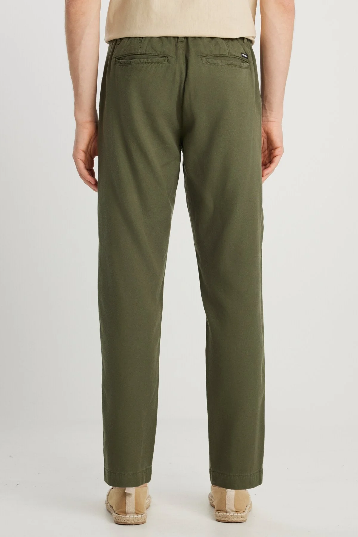 شلوار چینی مردانه با کمر کشی Wrangler - تصویر 4