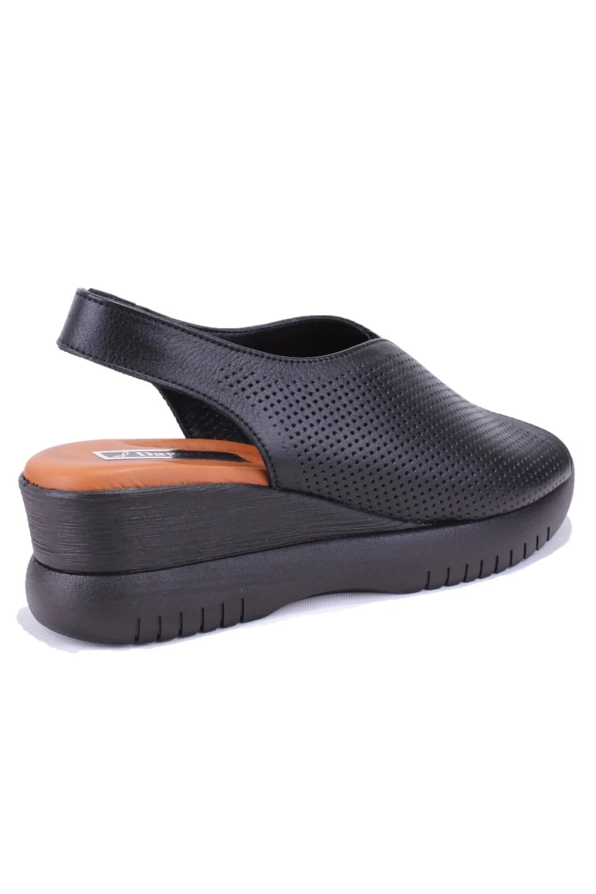 صندل زنانه روزمره اورتوپدیک چرم مشکی Dagoster DZA07-9972521405 - تصویر 4