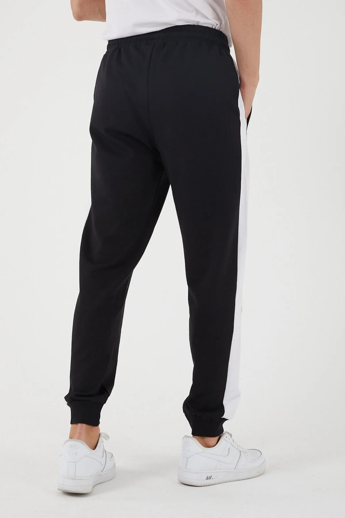 شلوار ورزشی مردانه با جیب و طراحی پنل کناری مدل Twenty3 - تصویر 5