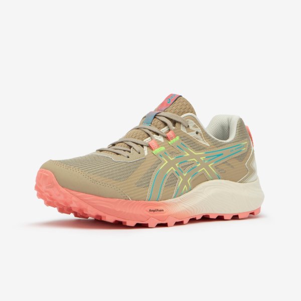 کفش دویدن و دوی مسیرهای ناهموار زنانه ASICS مدل Gel Kanaku 6 – رنگ بژ/آبی